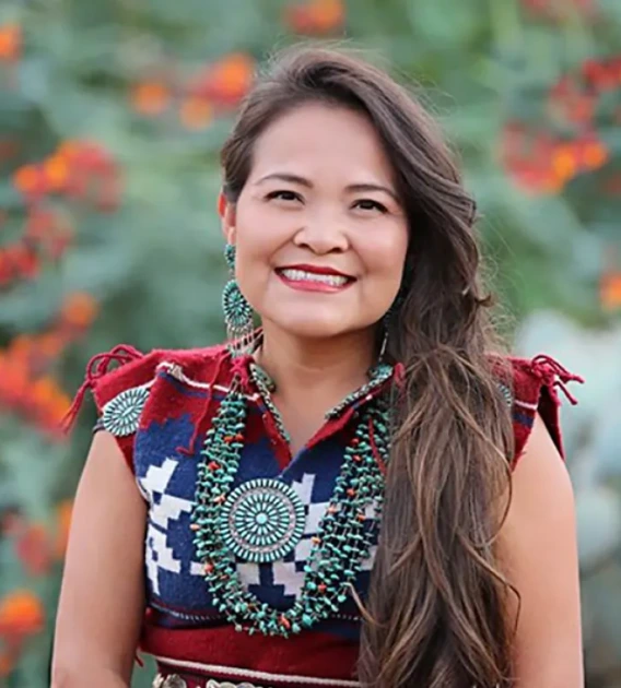 Karletta Chief (Diné) 